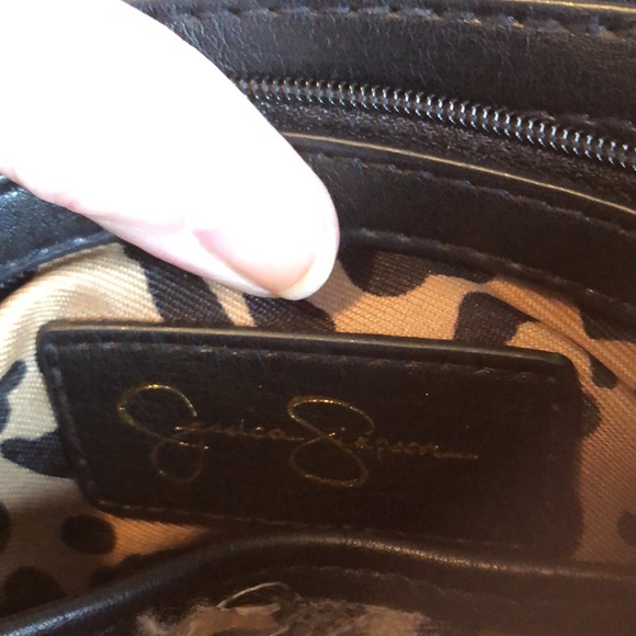 Jessica Simpson crossbody leather bag 10x7” - Picture 8 of 8